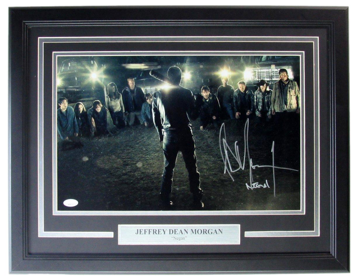 Jeffrey Dean Morgan "The Walking Dead" Autographed 11x17 Photo 